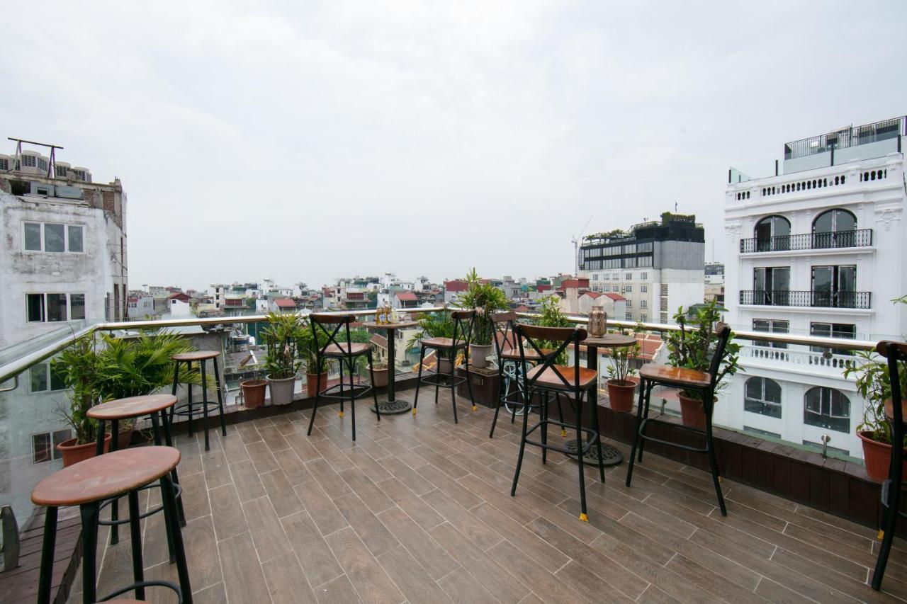 Downtown Hostel & Rooftop Bar Hanoi Bagian luar foto